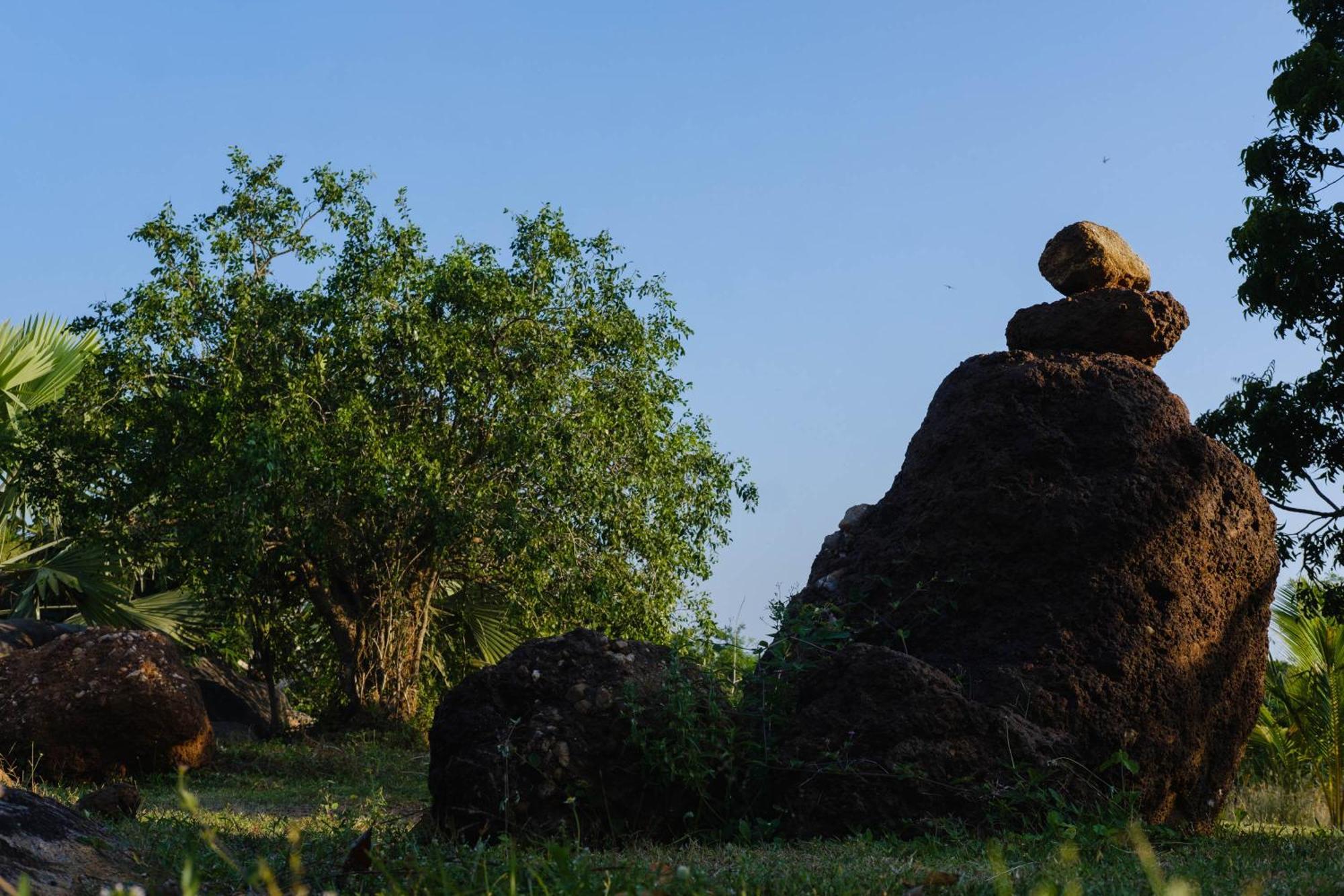 Treasure Rock Bed & Breakfast คิรินดา ภายนอก รูปภาพ